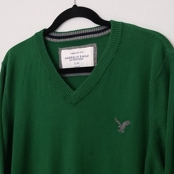 American Eagle Outfitters Other - American Eagle Outfitters v-neck sweater, L